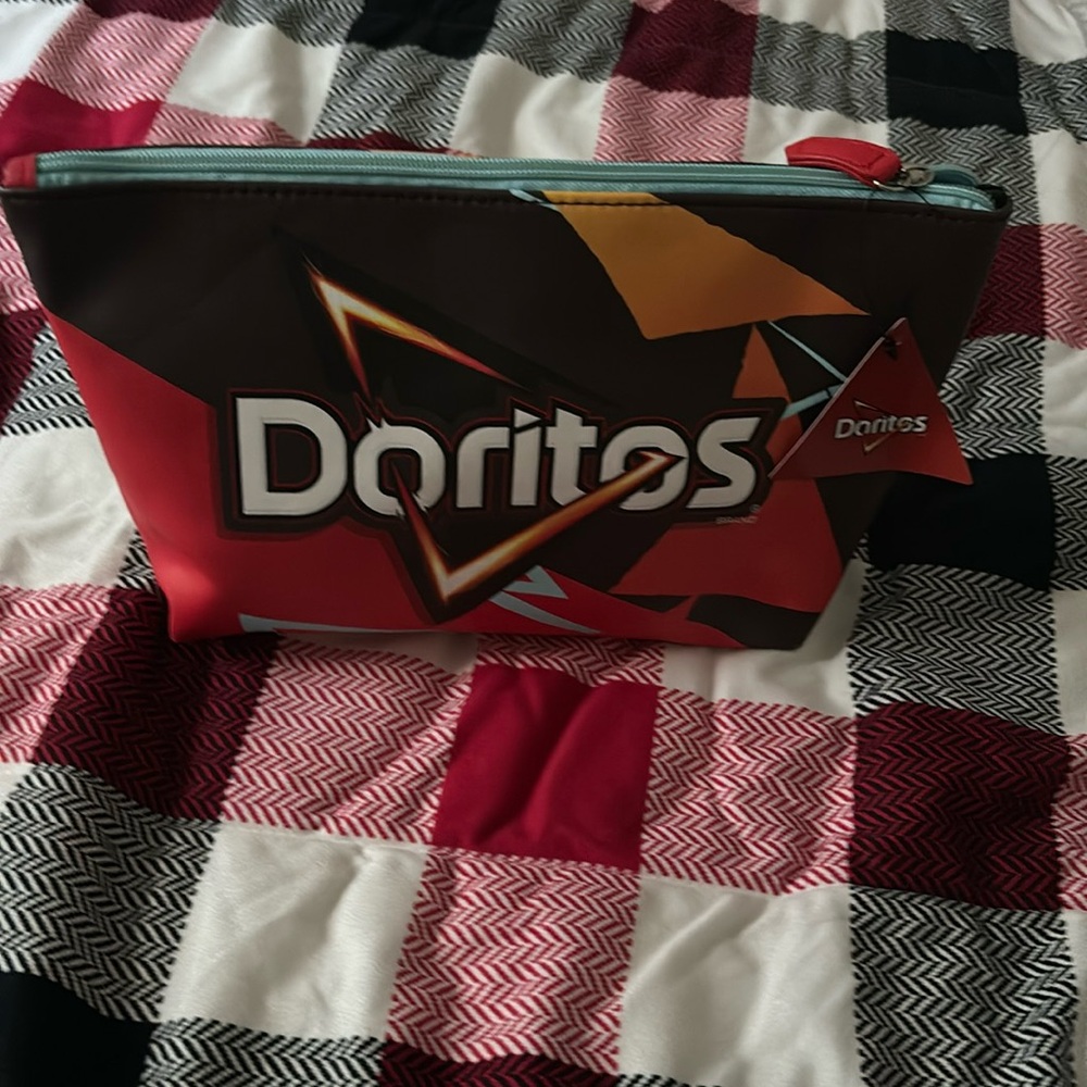 Accesory bag that can be used for multiple items
